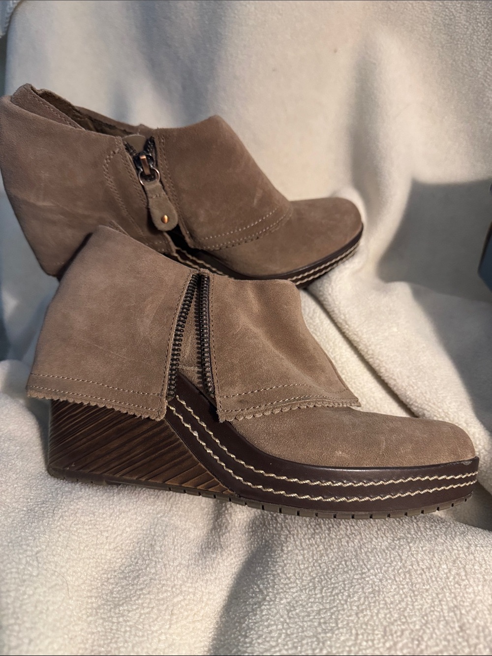 Dr. Scholl's Taupe Suede Wedge Ankle Booties